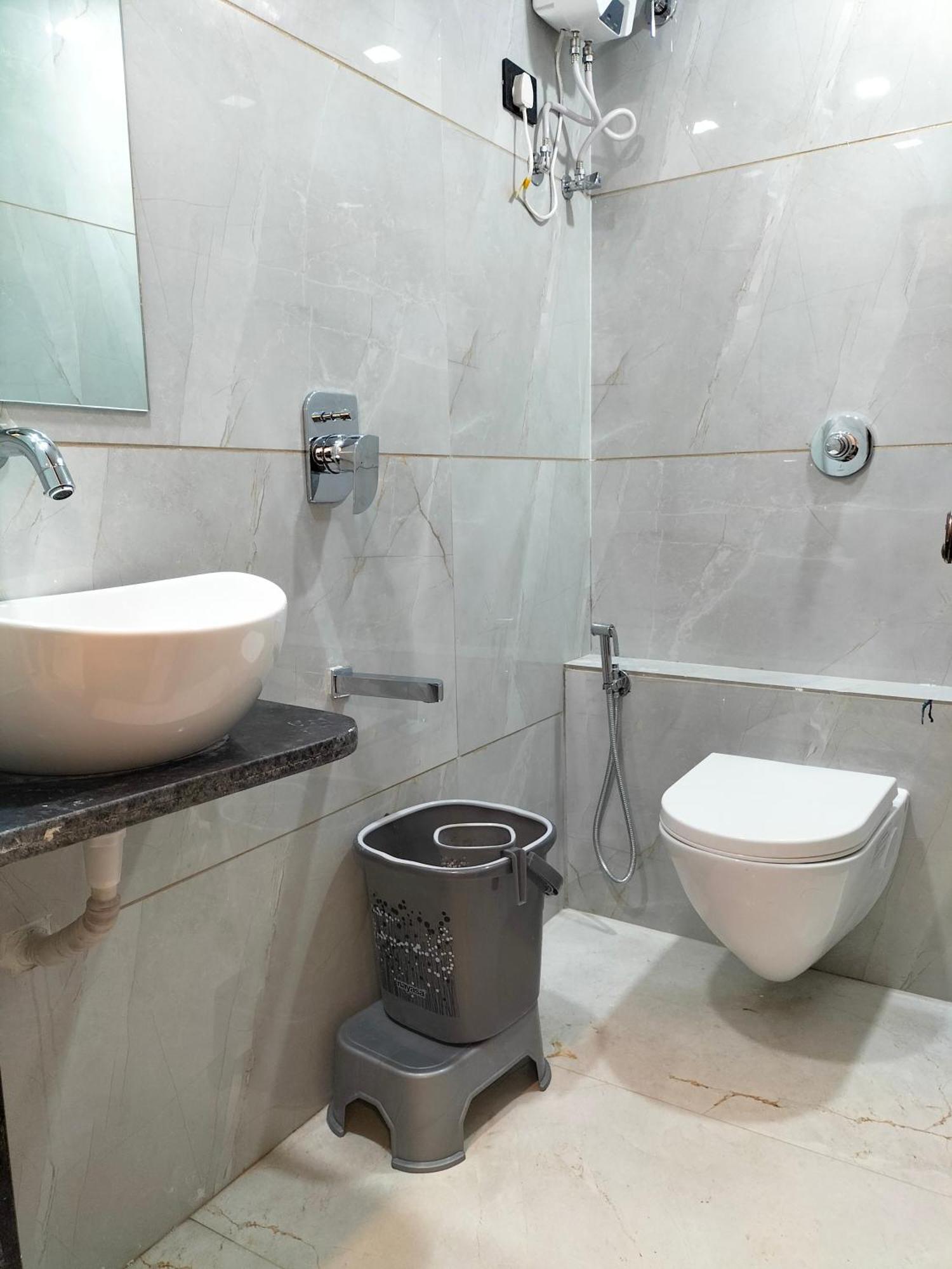Hotel Paris Plaza Ahmedabad Eksteriør bilde