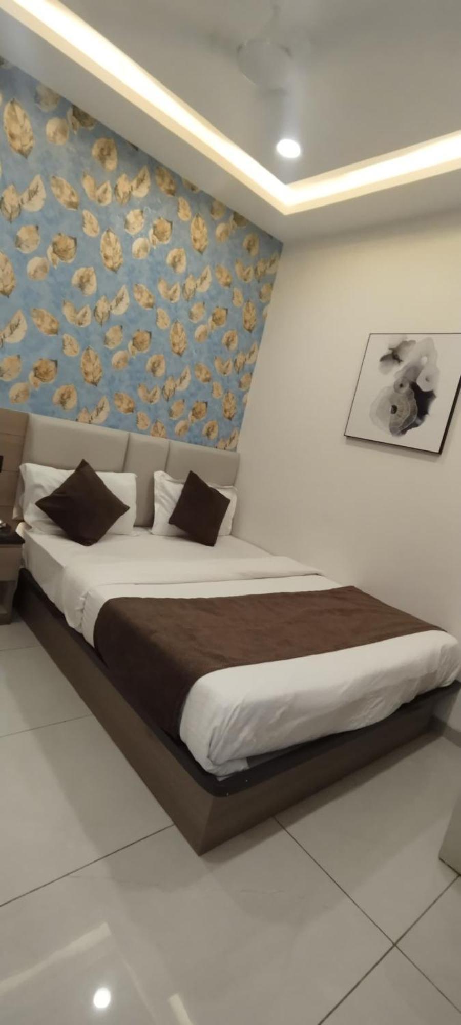 Hotel Paris Plaza Ahmedabad Eksteriør bilde